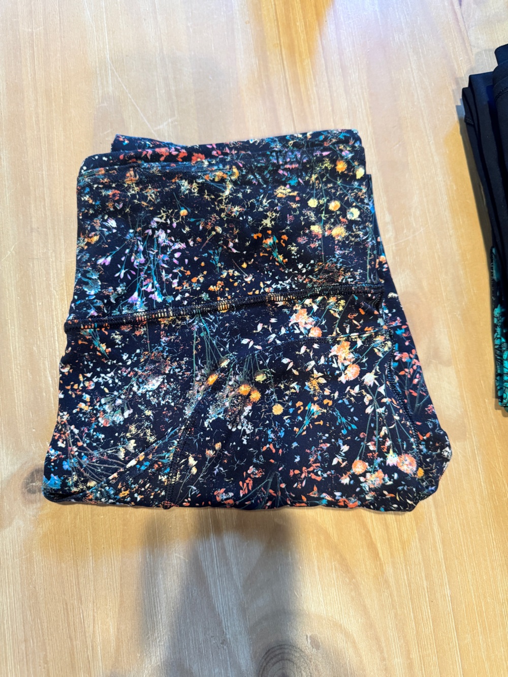 Women’s Lululemon Fast and Free 25” Black Floral Print High-Rise Jeans